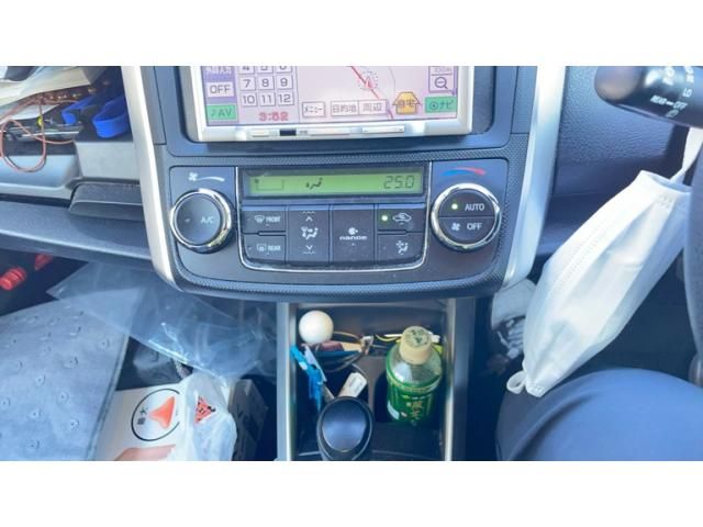 TOYOTA COROLLA FIELDER HYBR 2016 Image 31