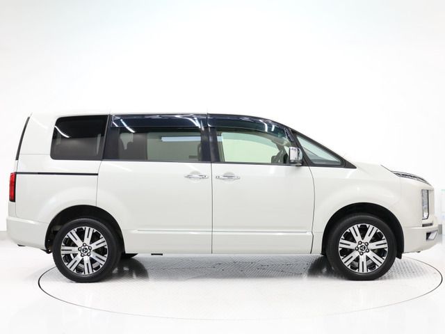 MITSUBISHI DELICA D:5 4WD 2019 Image 31