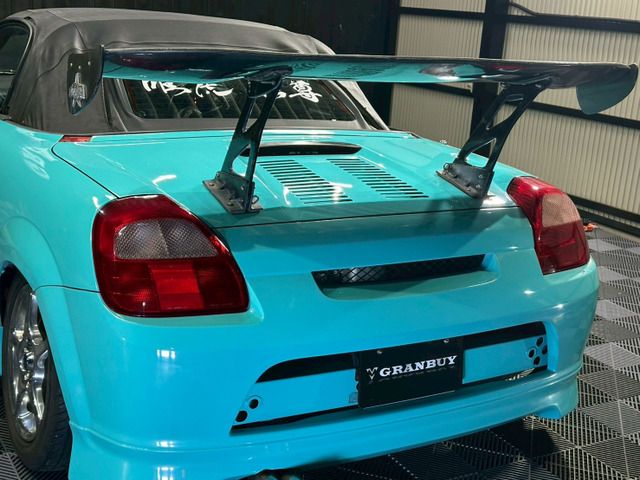 TOYOTA MR-S 2000 Image 31