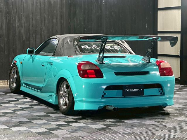 TOYOTA MR-S 2000 Image 31