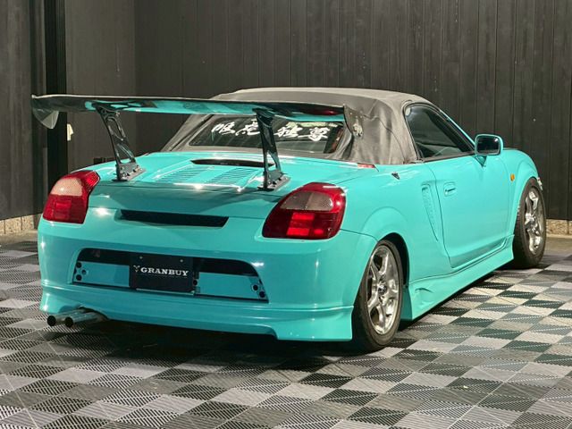 TOYOTA MR-S 2000 Image 31