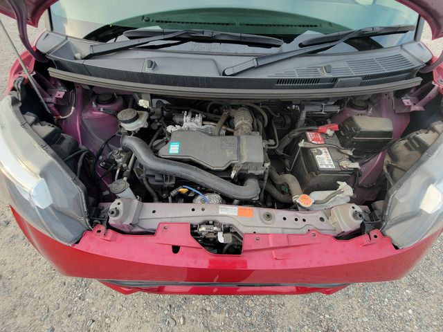 TOYOTA TANK 2018 Image 31