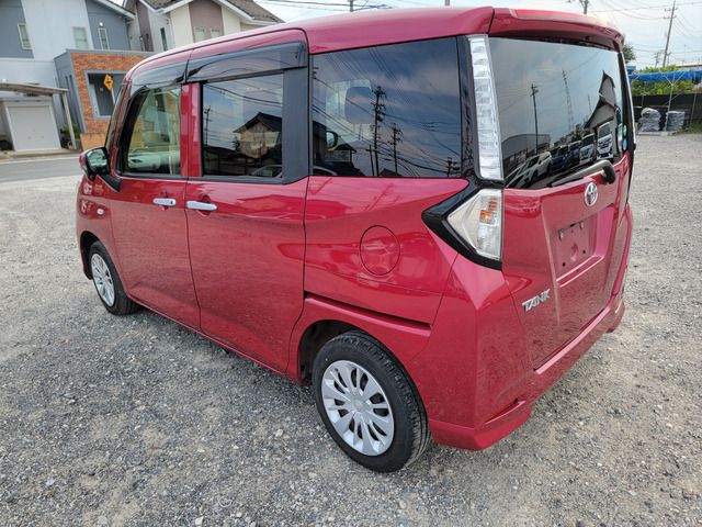 TOYOTA TANK 2018 Image 31