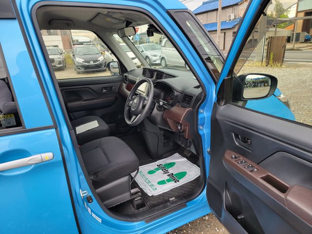 TOYOTA TANK 2018 Image 31