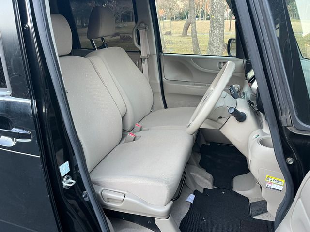 HONDA N BOX 2013 Image 31