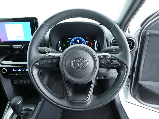 TOYOTA YARIS CROSS HYBRID 2025 Image 31