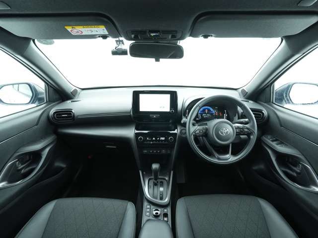 TOYOTA YARIS CROSS HYBRID 2025 Image 31