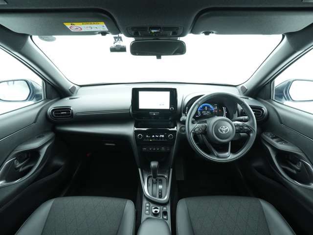 TOYOTA YARIS CROSS HYBRID 2025 Image 31