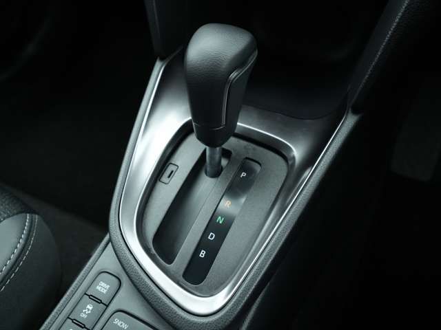 TOYOTA YARIS CROSS HYBRID 2025 Image 31