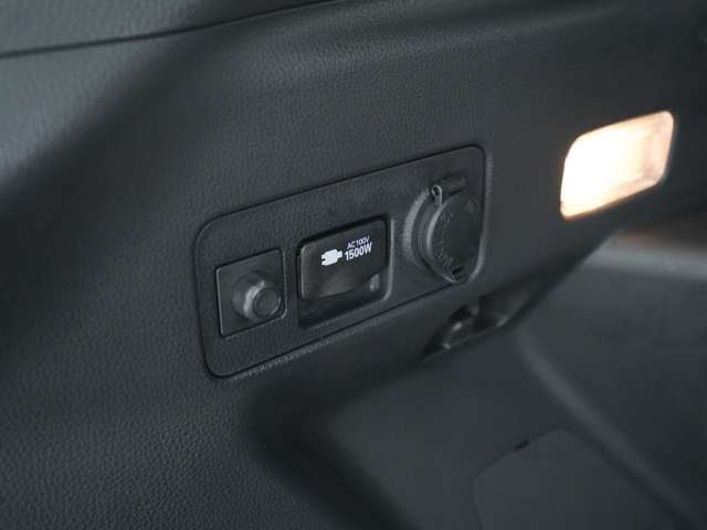 TOYOTA YARIS CROSS HYBRID 2025 Image 31