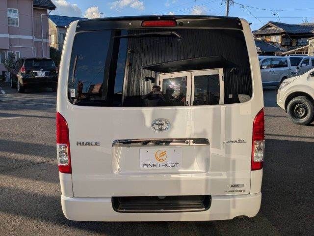 TOYOTA HIACE VAN 2WD 2019 Image 31