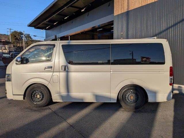 TOYOTA HIACE VAN 2WD 2019 Image 31