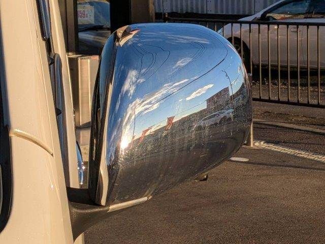 TOYOTA HIACE VAN 2WD 2019 Image 31