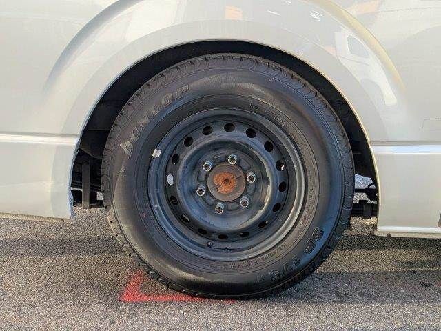 TOYOTA HIACE VAN 2WD 2019 Image 31