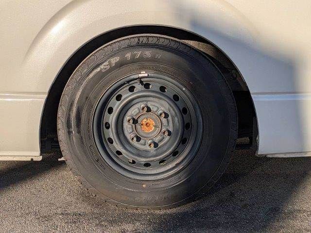 TOYOTA HIACE VAN 2WD 2019 Image 31