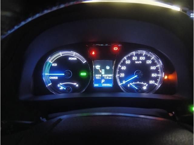 TOYOTA LEXUS NX300H 2017 Image 31