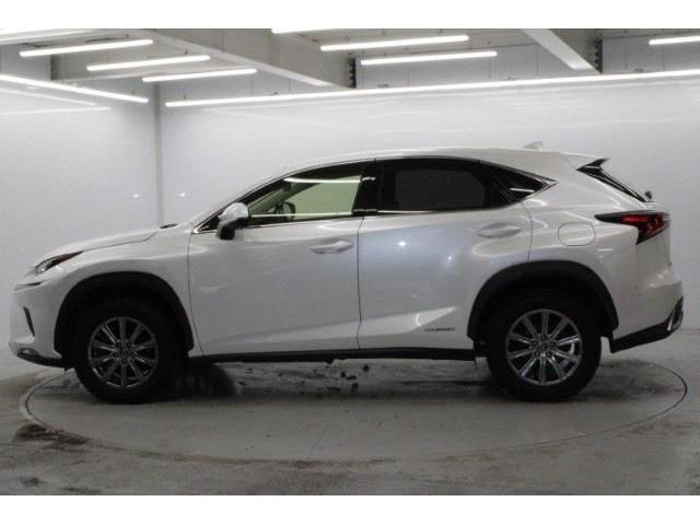 TOYOTA LEXUS NX300H 2017 Image 31