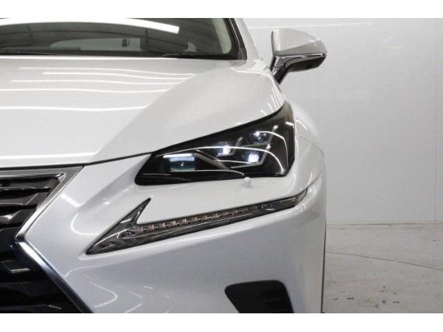 TOYOTA LEXUS NX300H 2017 Image 31