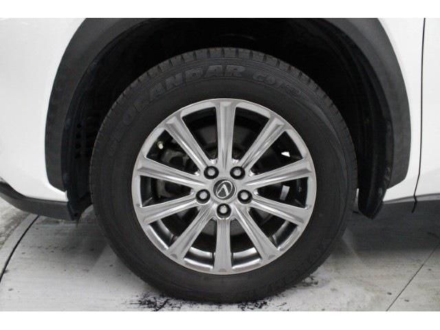 TOYOTA LEXUS NX300H 2017 Image 31