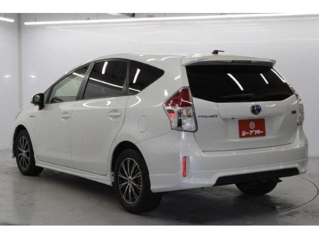 TOYOTA PRIUS ALPHA 2015 Image 31