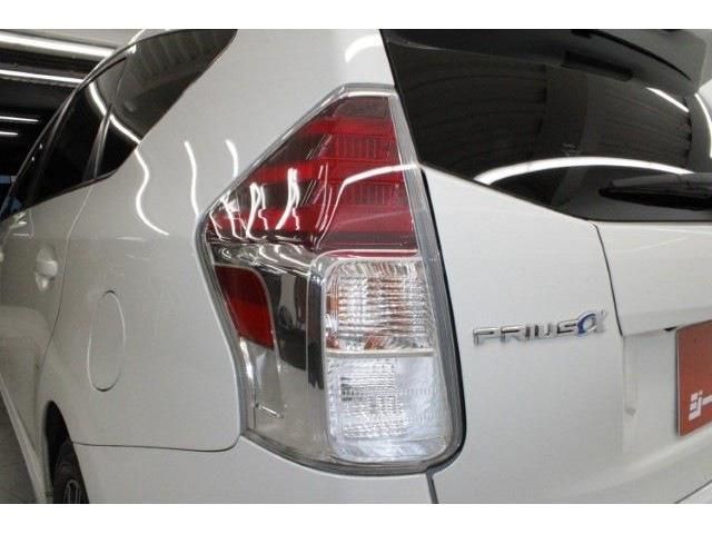 TOYOTA PRIUS ALPHA 2015 Image 31