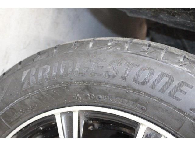 TOYOTA PRIUS ALPHA 2015 Image 31