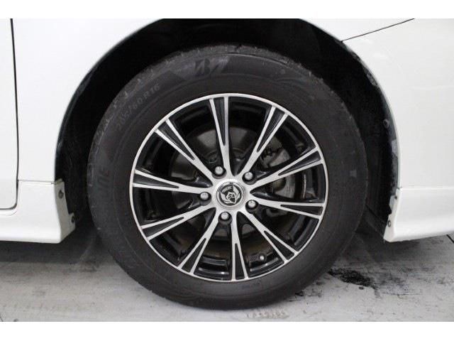 TOYOTA PRIUS ALPHA 2015 Image 31