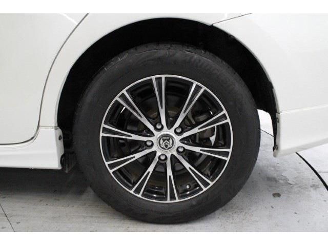 TOYOTA PRIUS ALPHA 2015 Image 31