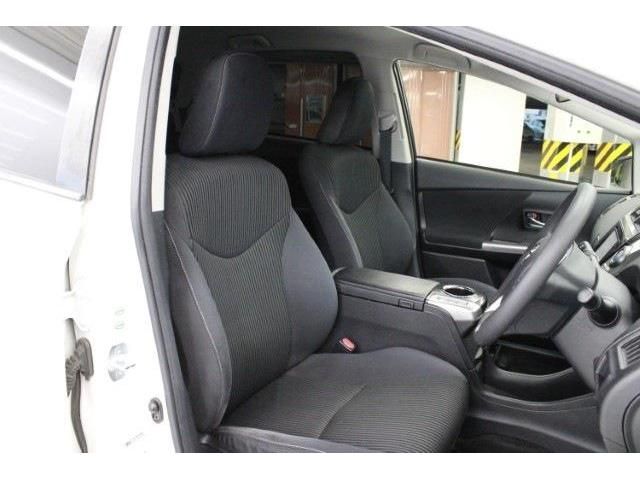 TOYOTA PRIUS ALPHA 2015 Image 31