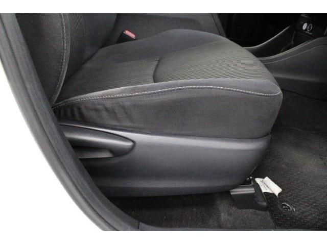 TOYOTA PRIUS ALPHA 2015 Image 31