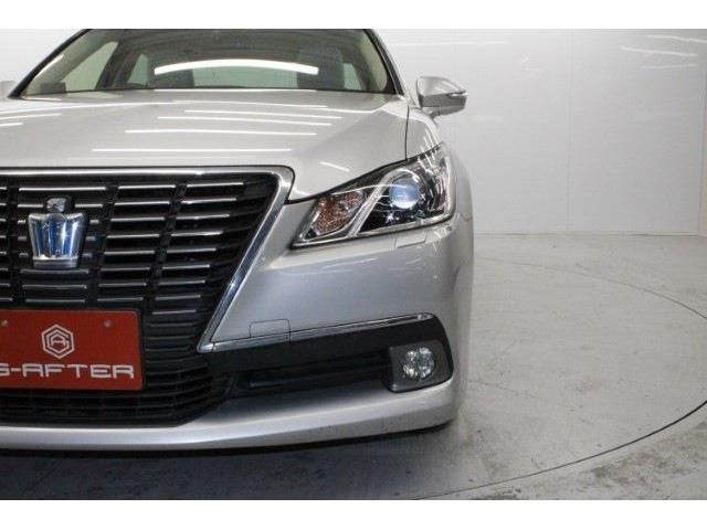 TOYOTA CROWN SEDAN HYBRID 2013 Image 31