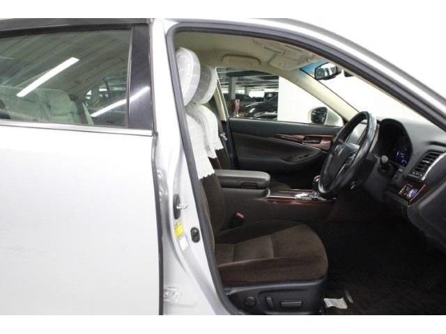 TOYOTA CROWN SEDAN HYBRID 2013 Image 31