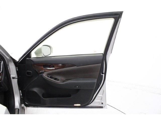 TOYOTA CROWN SEDAN HYBRID 2013 Image 31