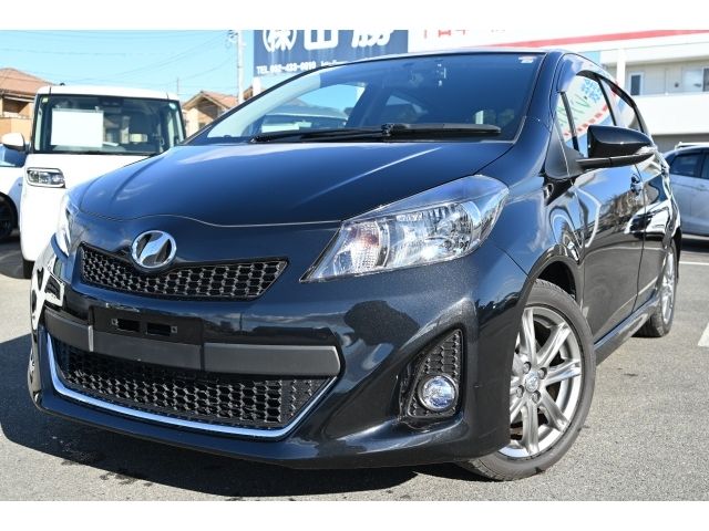 TOYOTA VITZ 2013 Image 31