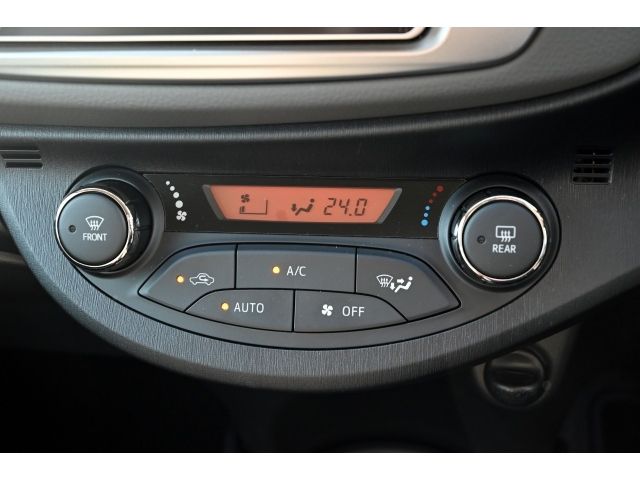 TOYOTA VITZ 2013 Image 31