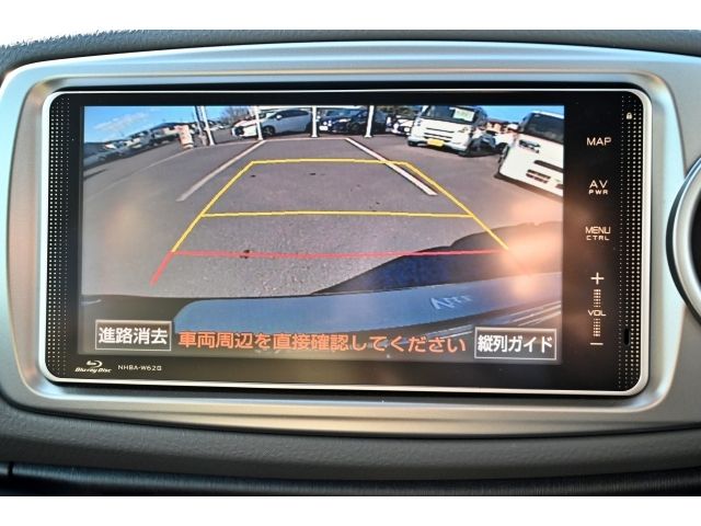 TOYOTA VITZ 2013 Image 31