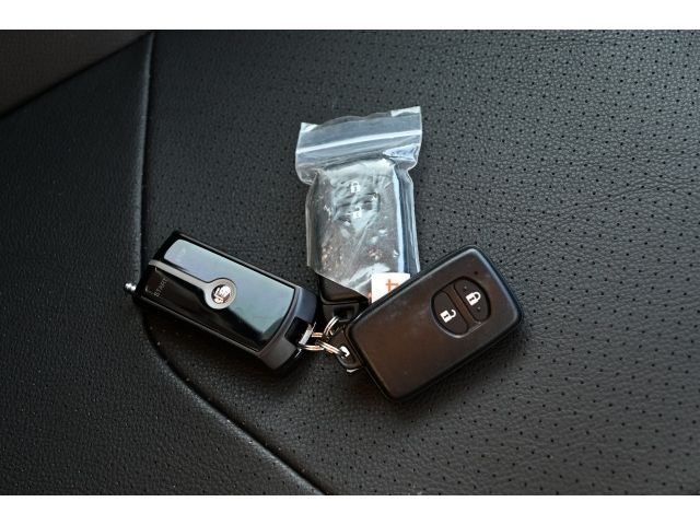 TOYOTA VITZ 2013 Image 31