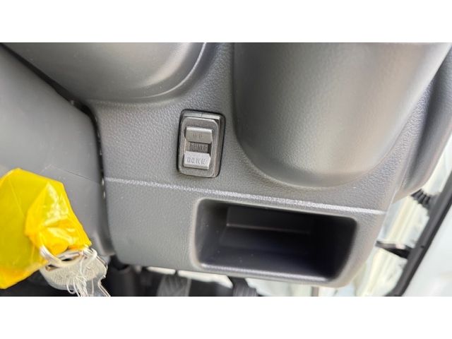 SUZUKI CARRY TRUCK 4WD 2025 Image 31