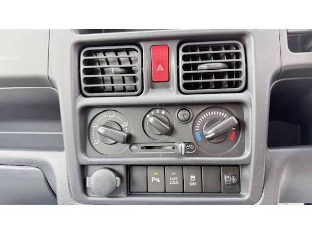 SUZUKI CARRY TRUCK 4WD 2025 Image 31