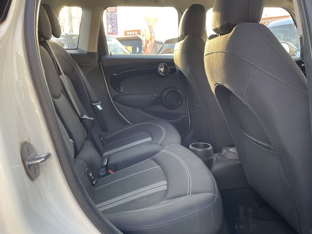 BMW MINI COOPER S 5D 2015 Image 31