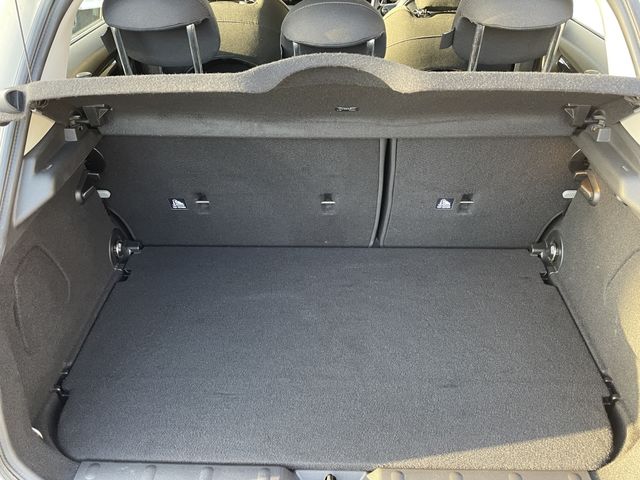 BMW MINI COOPER S 5D 2015 Image 31