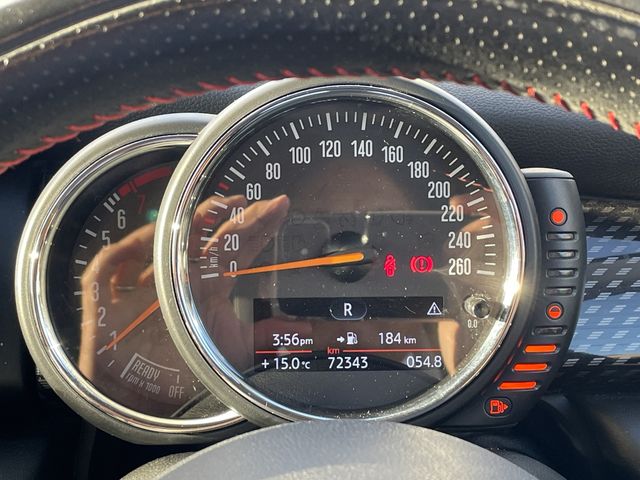 BMW MINI COOPER S 5D 2015 Image 31