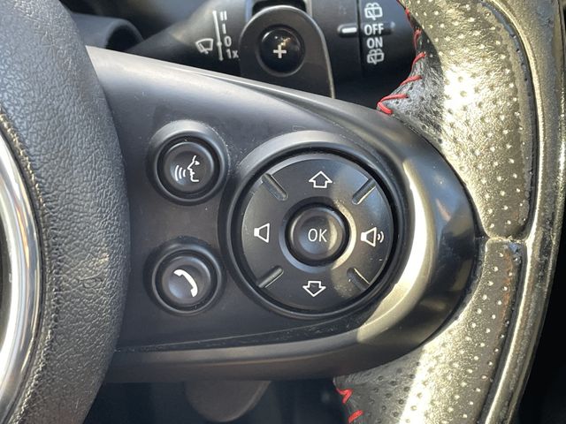 BMW MINI COOPER S 5D 2015 Image 31