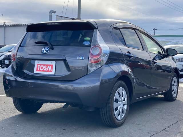 TOYOTA AQUA 2013 Image 31