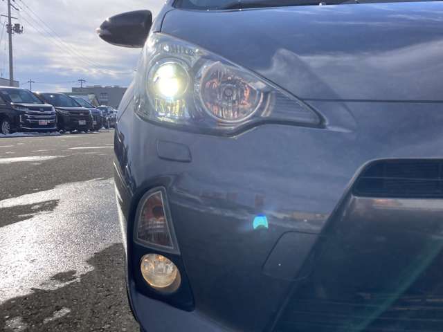 TOYOTA AQUA 2013 Image 31