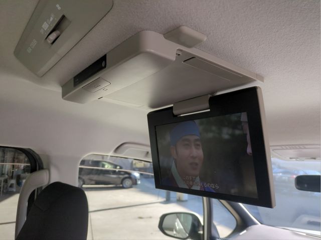 TOYOTA VOXY 2014 Image 31