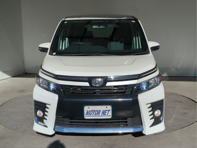 TOYOTA VOXY 2014 Image 31