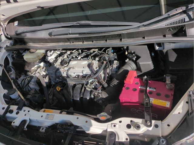 TOYOTA VOXY 2014 Image 31