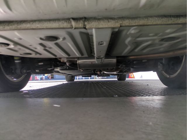 TOYOTA VOXY 2014 Image 31