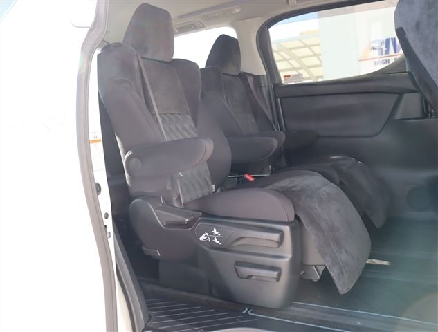 TOYOTA ALPHARD 2021 Image 31